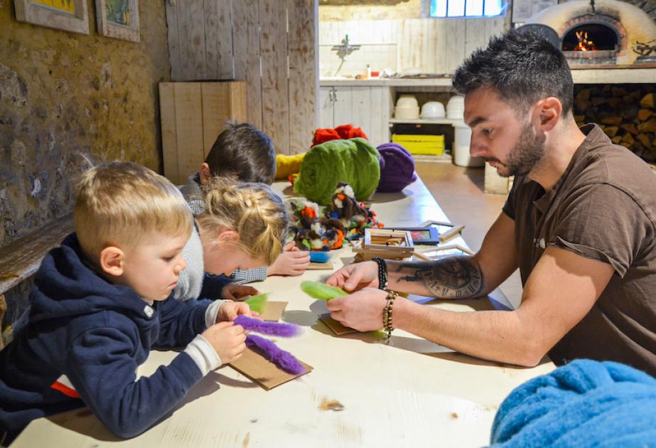 Atelier bébé-fermier à la Ferme du petit âge