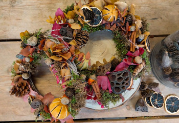 Atelier couronne d'automne à la Serre des Ateliers des Fermes de Gally