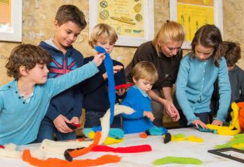 Atelier pour enfant  à la Ferme de Gally de Saint Cyr l'Ecole et de Sartrouville